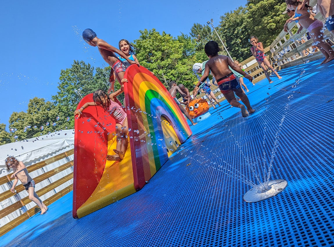 Location plateforme aqualudique pour espace public Aqua Event