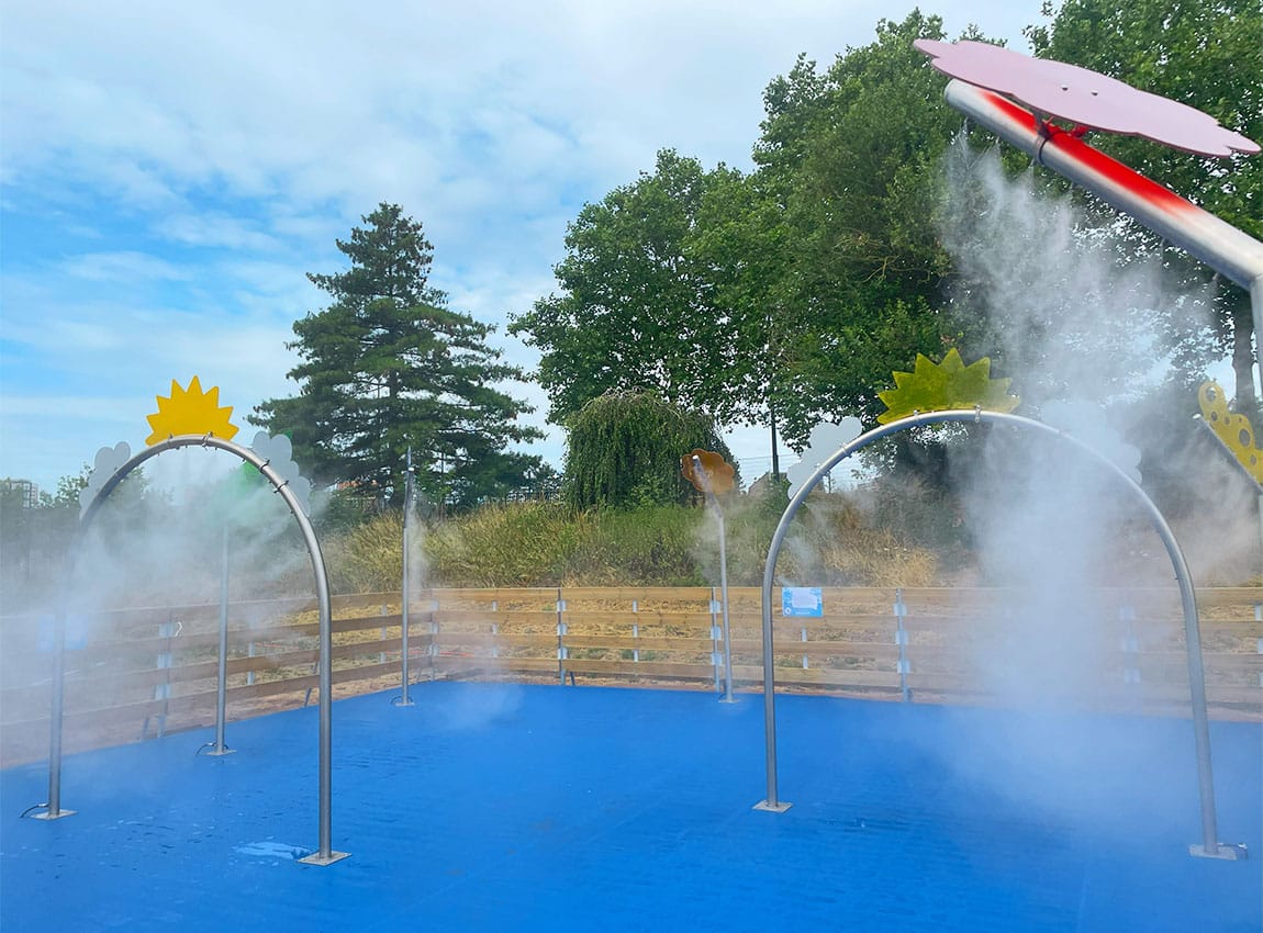 Aqua Event - Aire de brumisation décorée et colorée pour le nord en location aire de brumisation décorée colorée nord location pour collectivités